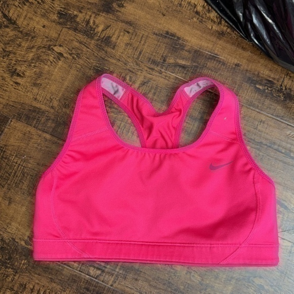 UEC magenta moderate impact sports bra size small